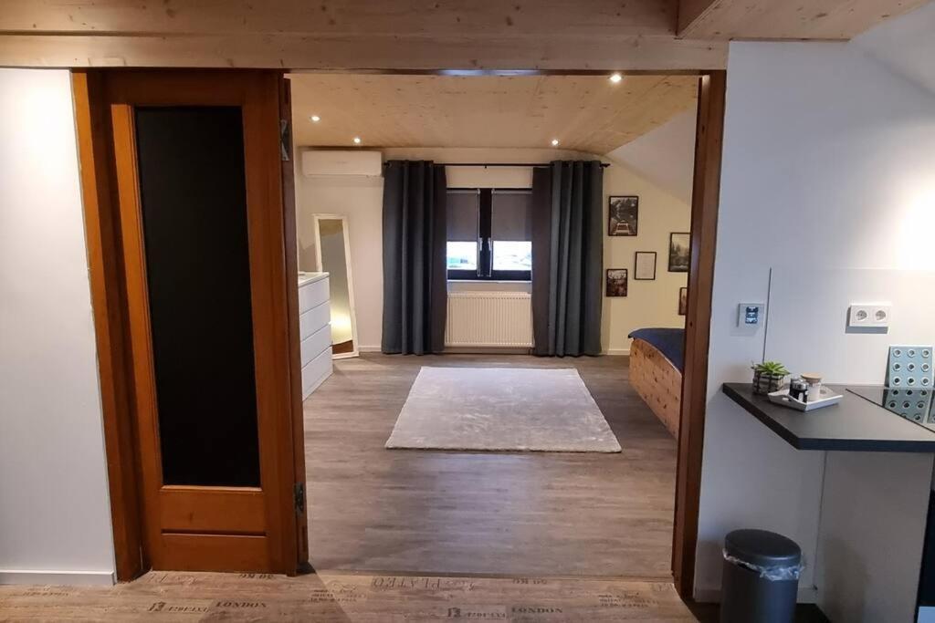 Capa Ferienwohnung Pfalz Нойштадт-ан-дер-Вайнштрасе Экстерьер фото