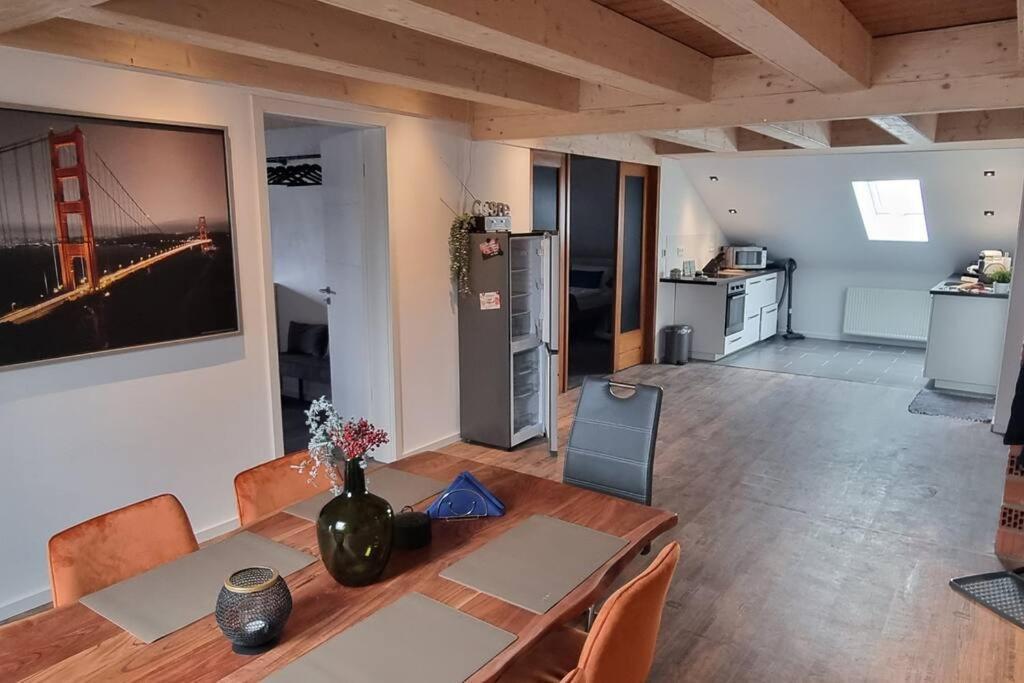 Capa Ferienwohnung Pfalz Нойштадт-ан-дер-Вайнштрасе Экстерьер фото