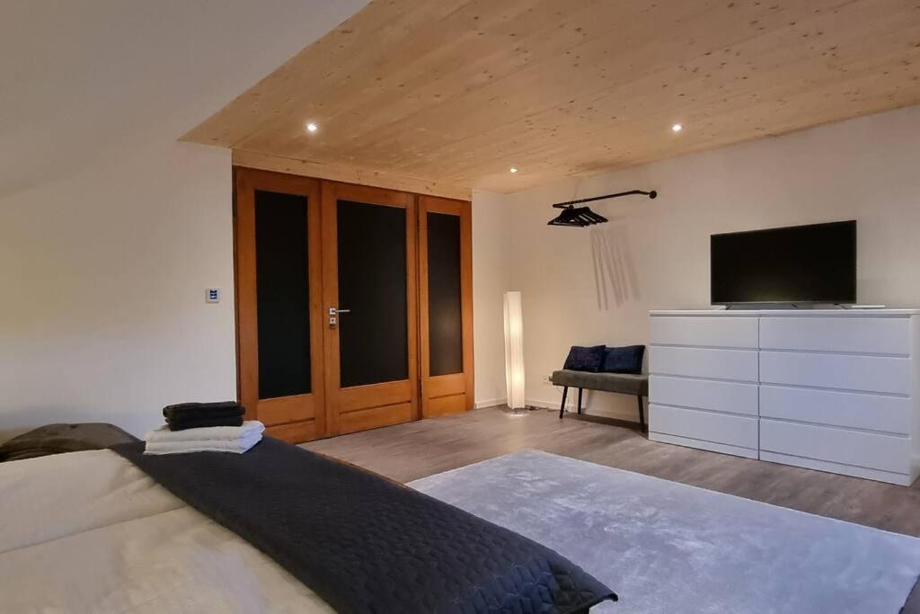 Capa Ferienwohnung Pfalz Нойштадт-ан-дер-Вайнштрасе Экстерьер фото